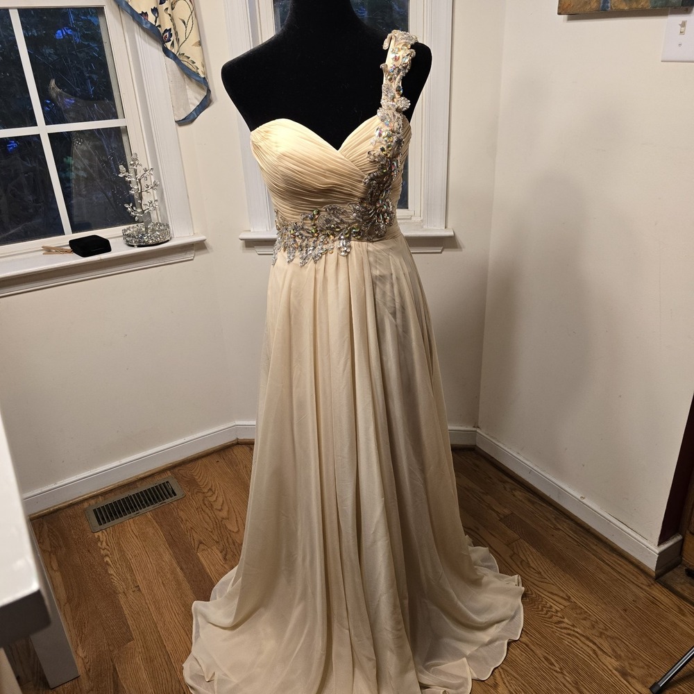 Night Moves One Shoulder Formal Gown Rhinestone Embellished Evening Dress Sz 4